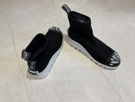 MIU MIU sneakers så snygga