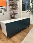 Ikea Bestå, Superfront TV-bänk
