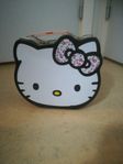 Hello Kitty plåtväska