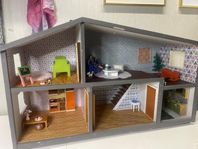 Lundby med möbler