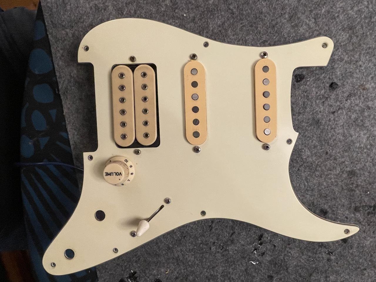 Fender Stratocaster mickar pl...