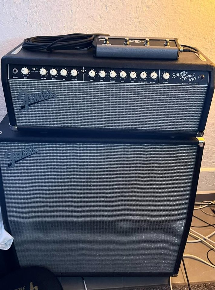 Fender Super Sonic 100w rörfö...
