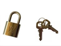 Louis Vuitton hänglås med 2 nycklar 