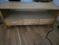 Tv-bänk