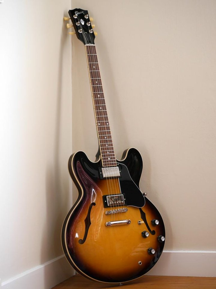 Gibson ES-335 Vintage Burst (...