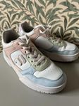 FILA sneakers strl 36