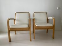 Aalto fåtöljer model 45 vita läder