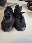 adidas skor storlek 34