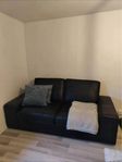 Soffa med hemkörning 