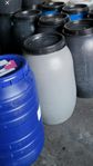 Plasttunnor Vattentunnor Fodertunnor