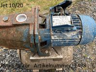 Vatten pump med tank 