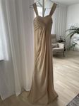 Beige balklänning storlek 36