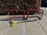 Innebandymål + två klubbor