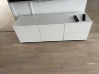TV-bänk från svenska hem 
