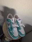 Nike × Kasina Dunk Low "Road Sign" sneakers