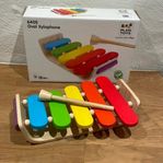 Xylofon från Plan Toys inkluderat kartong