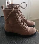 Bruna boots 