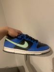 Nike dunks 