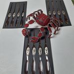 Elegant set : 12 skaldjursgafflar + handgjord kräfta