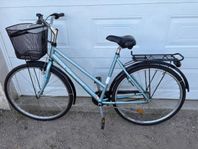 Damcykel Crescent 28”, 3vxl i fint skick med korg. 