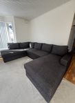 Svart/grå soffa i fint skick - 3 delar, cirka 3m bred