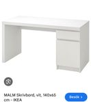 Malm skrivbord