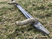 Gammalt trähandtag till lie med vacker patina