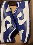 Nike dunk low 