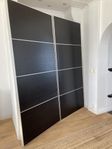 Ikea PAX Ilseng skjutdörrpar svart med tillhörande skenor