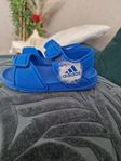Adidas blå sandaler barn strl 25