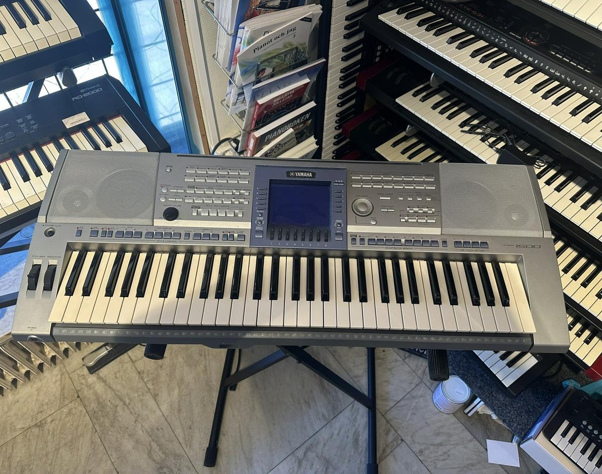 Yamaha psr-1500