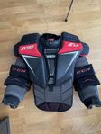 CCM Extreme Flex E2.9 bröstskyddet M 