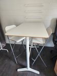 Ståbord Ikea Billsta och höga stolar