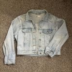 Jeans blå jacka, storlek M