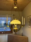 Fotogenlampa i mässing med hiss, elektrifierad