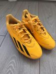 Fotbollsskor storlek 37 1/3