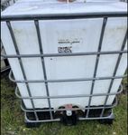 vatten container 
