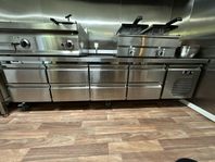 Grillbänk 8 draglådor 2230x700x650mm