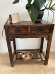 Sideboard i valnöt