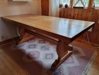 Köksbord 4st stolar