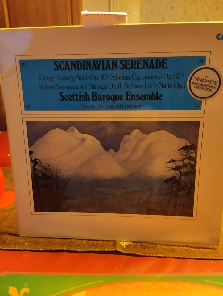 LP-skiva med Scandinavian Ser...