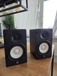 Yamaha HS5 med tuff stands 