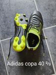 Adidas fotbollsskor 