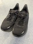 Hoka Clifton 8 Black Herr 42 2/3 