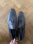 Yves Saint Laurent Rive Gauche lädersko med tofs
