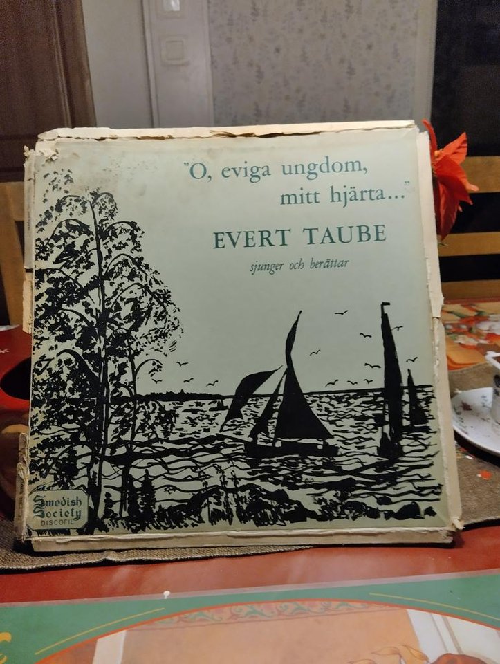 Album med 2 stycken LP-skivor...