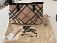 Burberry väska