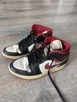 Air Jordan skor storlek 40.