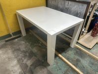 BORTSKÄNKES Rejält bord