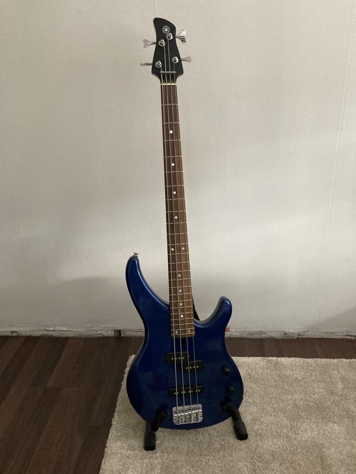 Yamaha TRBX 174 DBM